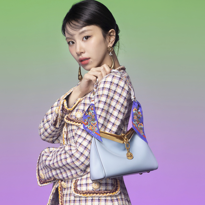 link to ETRO x Chaeyoung page