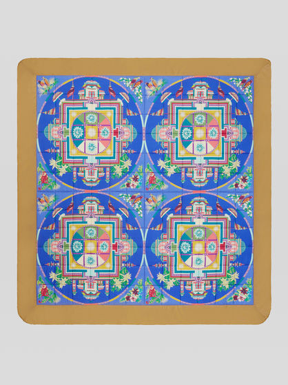 SILK QUILT WITH EXOTIC PRINT