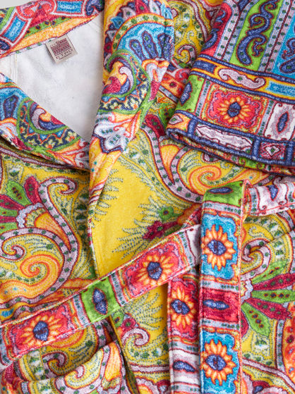 SHAWL-COLLAR BATHROBE