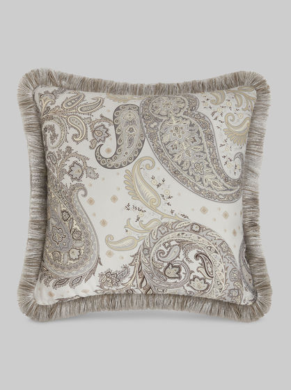 COUSSIN EN SATIN DE COTON MOTIF PAISLEY ET FRANGES