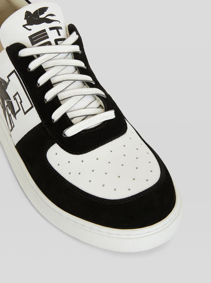 SNEAKERS WITH LOGO AND PEGASO