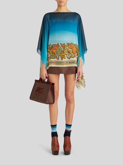 TOP WITH COLOUR SHADING AND FLORAL PATTERNS