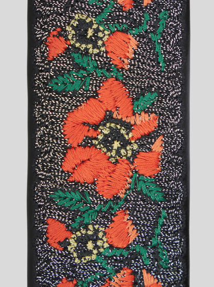 EMBROIDERED HAIR CLIP