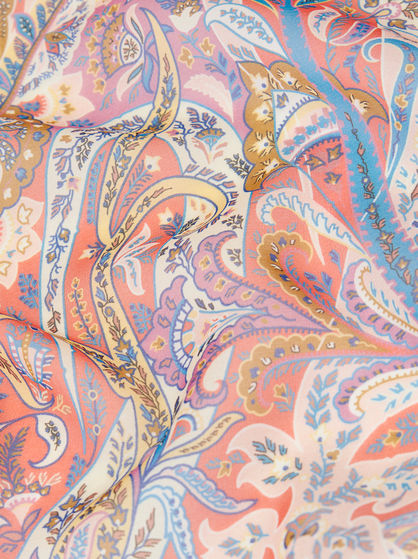 ORNAMENTAL PAISLEY SILK SCARF