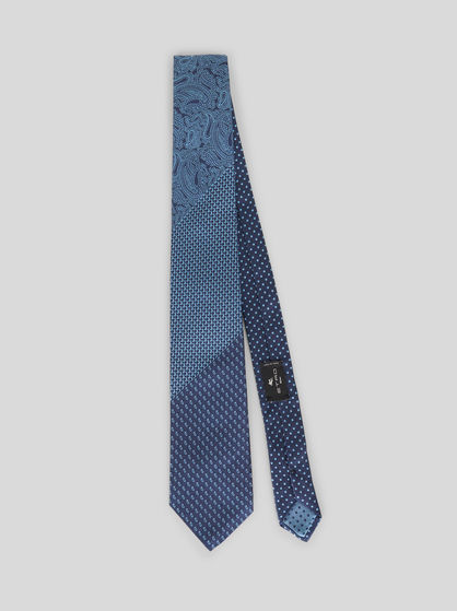 FOUR-FABRIC TIE