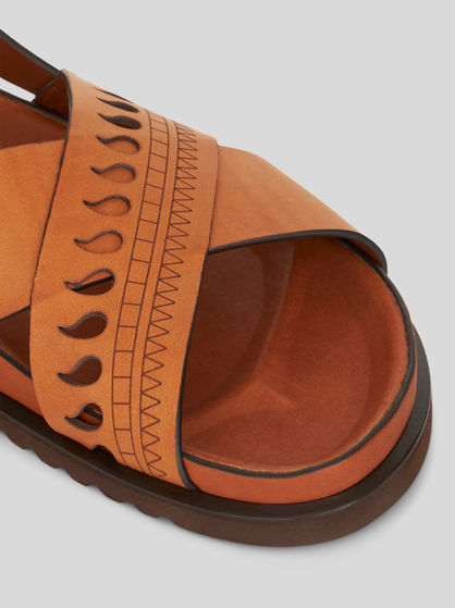 LEATHER SANDALS WITH GEOMETRIC PAISLEY PATTERNS