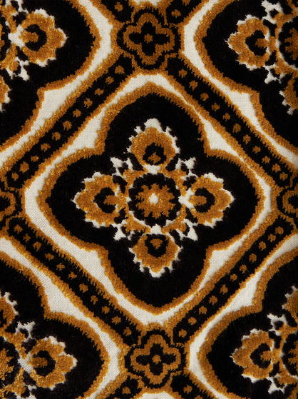 JACQUARD TROUSERS WITH MEDALLIONS