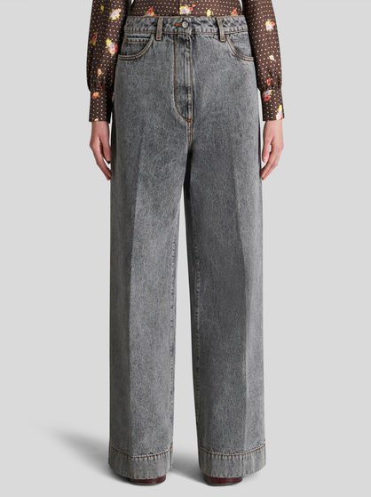 WIDE LEG JEANS WITH PEGASO