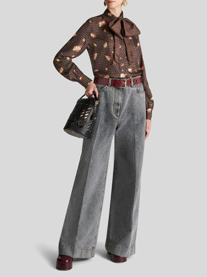 WIDE LEG JEANS WITH PEGASO