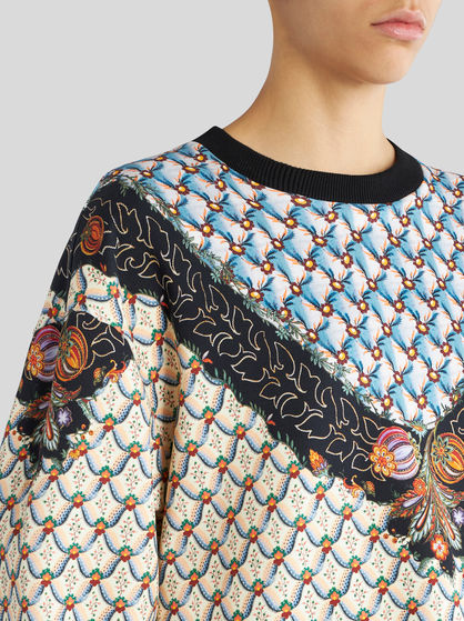 ROUND NECK PRINTED SWEATSHIRT