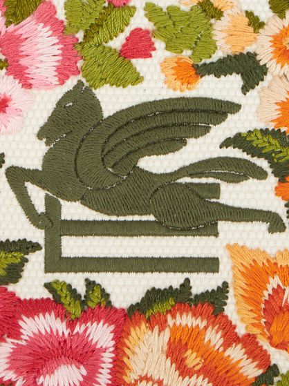 MEDIUM JACQUARD POUCH