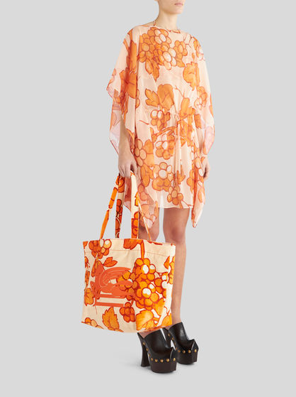 MEDIUM SOFT TROTTER BAG