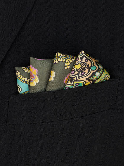 POCKET SQUARE WITH PAISLEY BORDER