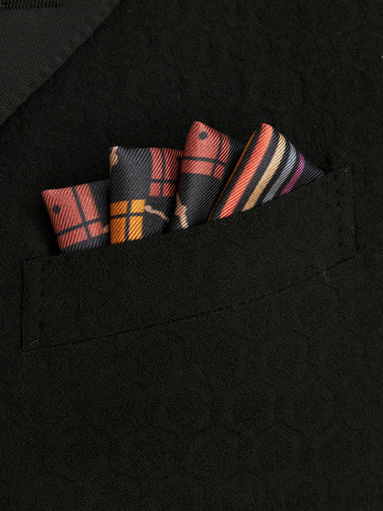 GEOMETRIC PATTERN POCKET SQUARE