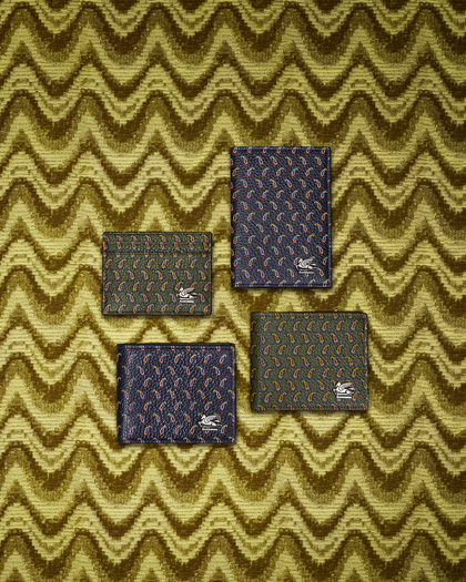 Mix of 4 wallets for women - link to gifts for him