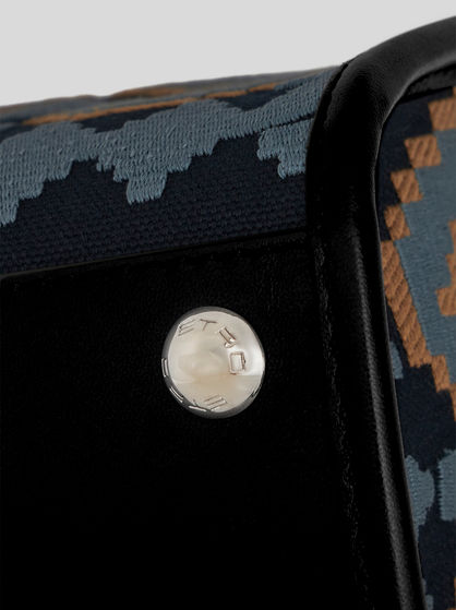 MEDIUM LOVE TROTTER BAG
