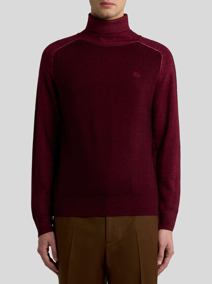 WOOL TURTLENECK WITH PEGASO LOGO