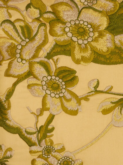 CUSHION WITH LEAFY FLORAL MOTIF