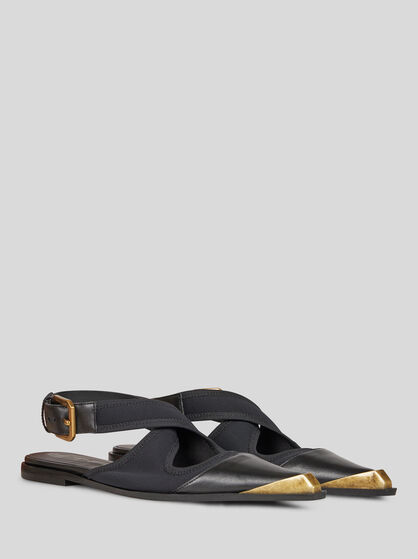 BALLET FLATS WITH STRAP