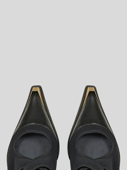 BALLET FLATS WITH STRAP