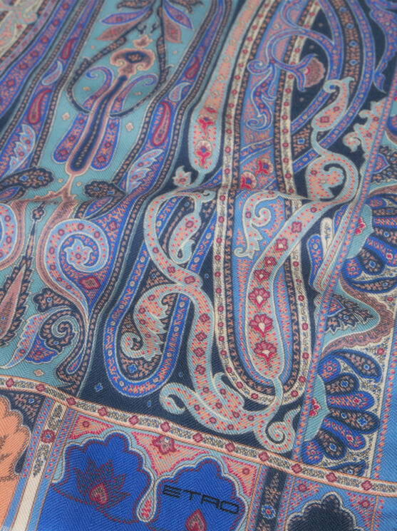 Etro Cashmere-silk Blend Scarf With Vibrant Multicolor Design And Elegant Paisley Pattern In Navy Blue