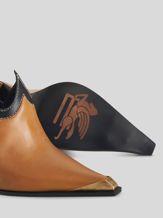 Shop Etro Cowboy-style Leather Mules In Brown