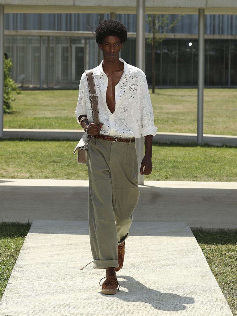 Etro Man Fashion Show SS23; Palazzo Trousers With Patch and Cotton And Silk Sangallo Shirt