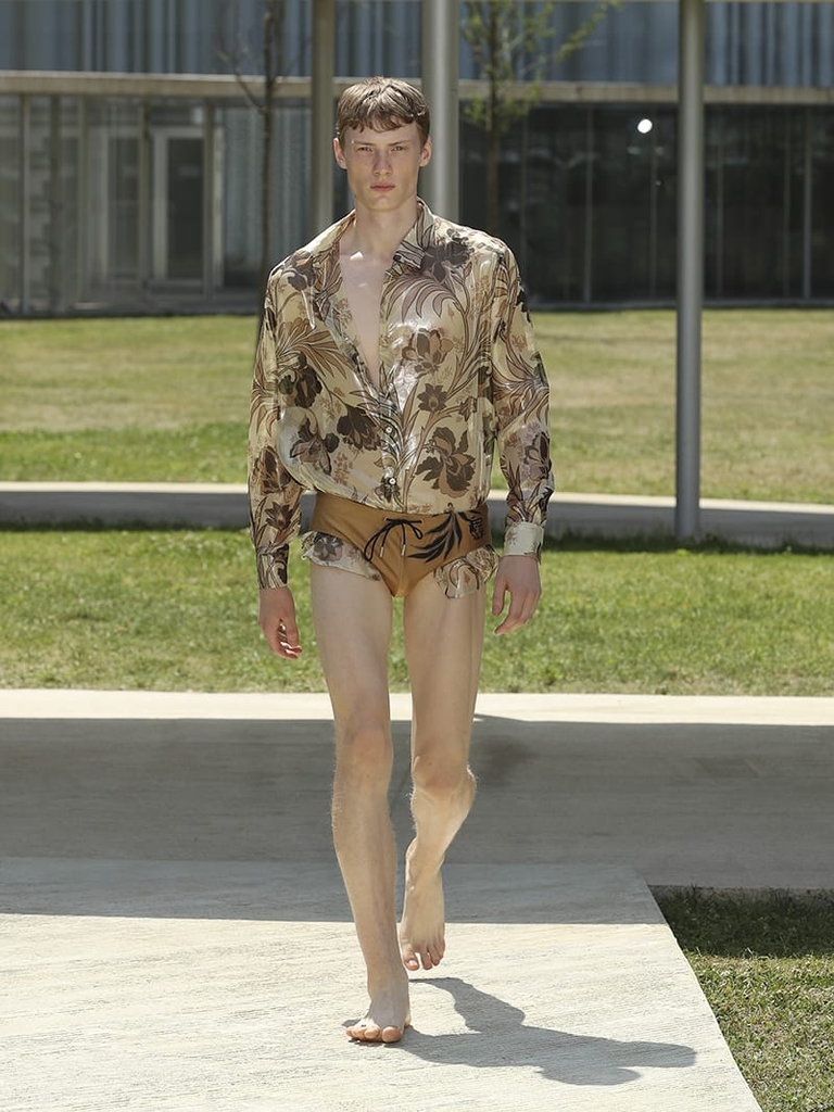 Etro Man Fashion Show SS23; Floral Print Cotton Shirt and Floral Brief