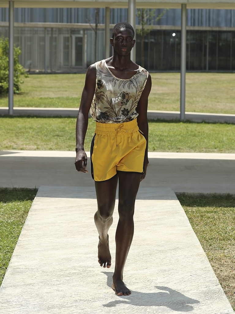 Etro Man Fashion Show SS23; Yellow Short with black side band and floral tank top