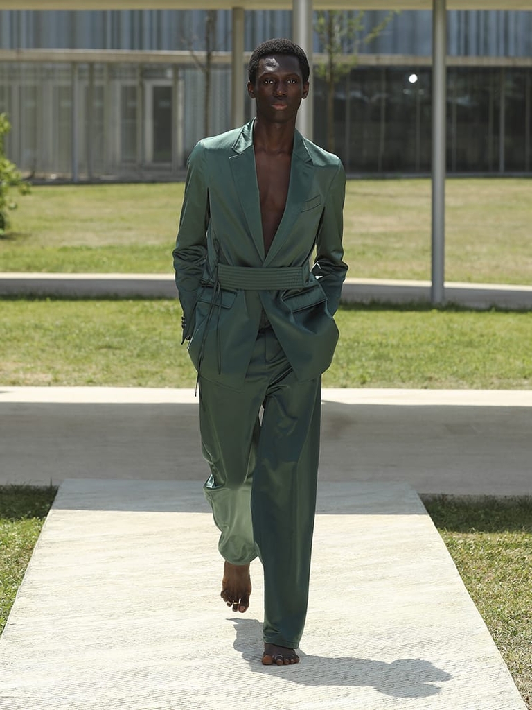 Etro Man Fashion Show SS23; Tailored Wool And Silk Jacket and Trousers